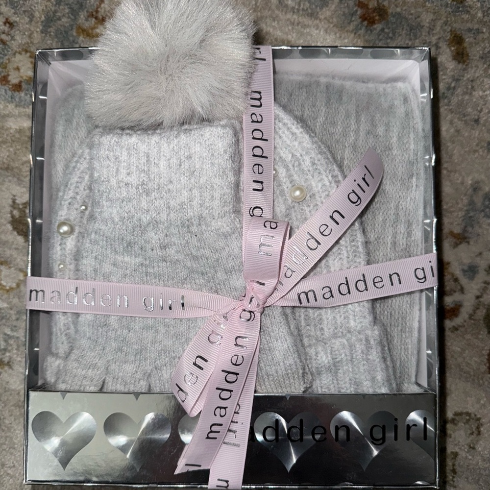 Madden Girl Light Gray Kids Beanie with Pom-Pom, Scarf & Gloves Set